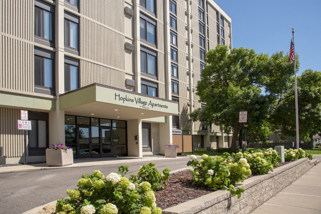 Hopkins Village Apartments Apartments in Hopkins, MN